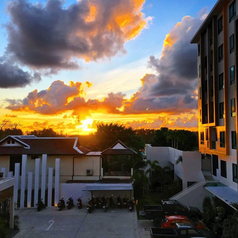 Happy Place Phuket Exterior foto
